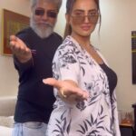 Akshara Singh Instagram - My coolest papa 🤗🔥 #fatherndaughterduo