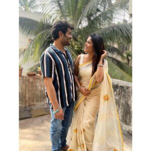 Akshaya Deodhar Instagram - We’ve woken up and seen each other every single day for last 7 years. The only difference between the first day we met and today is the growing LOVE between us. From being co actors to being coparents to Snoopy, from awkward Hi Hellos, to sharing heartfelt thoughts with each other, we have come a LONG WAY!🥹
Waking up in your arms will always be the happiest moment in my life. Happiest Birthday Husband! @hardeek_joshi ❤️