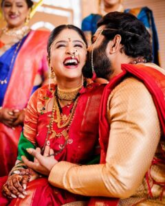 Akshaya Deodhar Instagram - Moments that matter the most!🥰
.
Beautiful moments captured by @sevenvowstories ✨
Akshaya’s Saree: @saudamini_handloom
Akshaya’s Saree draping: @anaghakumbhr 
Blouse: @nishfash_design_studio
Akshaya’s Jutti: @chaljutti.official @amru_tak
Akshaya’s Hair: @komalpashankar_makeupartist
Akshaya’s Makeup: @madhurikhese_makeupartist 
Hardeek’s Outfit: @saudamini_handloom 
Hardeek’s Hair & Makeup- @makeovers_by_rahul 
Akshaya’s & Hardeek’s Styling: @anaghaghaisas
Jewellery: @ssnagarkarjewellers_official 
@prasad.nagarkar 
Wedding decore & management @a3eventsandmedia 
Wedding planner @bhagatamol 
Location- @siddhigardensandbanquets
Managed by @wechitramedia @n.i.d.s_ @amolghodake_ 
.