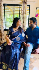 Akshaya Deodhar Instagram - 🥰♥️ @hardeek_joshi 
.
.
.
.
.
#instareels #akshayadeodhar #hardeekjoshi