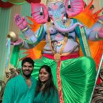 Akshaya Deodhar Instagram - गणपती चालले गावाला... चैन पडेना आम्हाला. बोला गणपती बाप्पा मोरया.. पुढच्या वर्षी लवकर या !! . . #festival #positivity #positivevibes #ganesha #lord #sanskar #sanskrit #parampara #bappa #bappamorya #blessed #blessings