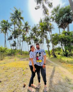 Akshaya Deodhar Instagram - You are my comfort zone ❤️

#youandme #love #forever #foreverlove #couplegoals #couple #excited #gettingmarriedsoon #always#style #nativeplace #lovinit