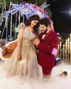 Akshaya Deodhar Instagram - Fairytale… 💍♥️
.
.
#अहा ऽऽऽ 
.
.
.
Make-up - @madhurikhese_makeupartist
Hair - @komalpashankar_makeupartist 
Photographer - @yogendra_chavhan 
Mehendi - @arti_kobal_mehendi 
Nails - @glory_nails_by_arti 
Jewellery- @grand_rental_jewellery 
Dress - @grand_rental_boutique 
Styling - @shubhangi_styling 
Hardeek’s Costume by @theurbanstory_
Managed by @wechitramedia @n.i.d.s_ @amolghodake_