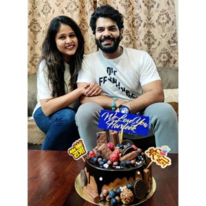 Akshaya Deodhar Instagram - We’ve woken up and seen each other every single day for last 7 years. The only difference between the first day we met and today is the growing LOVE between us. From being co actors to being coparents to Snoopy, from awkward Hi Hellos, to sharing heartfelt thoughts with each other, we have come a LONG WAY!🥹
Waking up in your arms will always be the happiest moment in my life. Happiest Birthday Husband! @hardeek_joshi ❤️