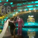 Akshaya Udayakumar Instagram - With all the dreams to fulfill finally on the stage of Bigboss with the legend @ikamalhaasan ❤️ #kamalhaasan #bigbosstamil #bbt #bbtamilseason7 @vijaytelevision