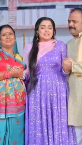 Amrapali Dubey Instagram - Happy Father's day ❤️💐 पापा जी के गुड़िया हाई 
Follow by @bhojpuriyaactors 
.
.
.
.
.
.
.
.
#bhojpuriyaactors 
@aamrapali1101
.
.

 #BhojpuriyaActor 
#Pawansingh #khesari_yadav 
#pawansingh99 #aksharasingh 🌼#Akshara #Reels #pic #indianlook #amarapliDubey #ranichatterjee #anjanasingh #kajalragwani #Bhojpurisong  #Pawan_Singh #anjanasingh 
#Khesarilalyadav 🌼 #Reels #pic #indianlook #amarapliDubey #ranichatterjee #anjanasingh #kajalragwani #Bhojpurisong  #Pawan_Singh #anjanasingh  #Bhojpuridance #riteshpandey