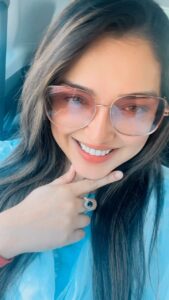 Amrapali Dubey Instagram - 🫰🏻♥️🥀