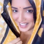 Amrapali Dubey Instagram - लोग करते होंगे अच्छे पति के लिए शादी, हमको तो बस सासू माँ से लड़ने के लिए शादी करनी है 😂🙈🙏🏻