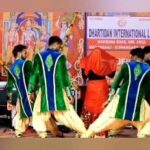 Amrapali Gupta Instagram - Live Dance Performed by Amrapalli Gupta At Kishangarh for Dusshera Mela .. Our beautiful Television diva Amrapalli Gupta Live Dance Performed at Kishangarh for Dusshera Mela. She's a television actress.. Fame of Many Hit Serials.. Available for upcoming events. For shows booking contact +91-9039063888 . . . . . . . #kmainfrrameentertainment #mainfrrameentertainment #celebritymanagement #amrapalligupta #event #aligarhmahotsav Note - “We do not own the rights to this music”..