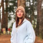 Amrutha Srinivasan Instagram - Living out my fall girl fantasies in 16•C lol 🍁 Unedited FANTABULOUS P.C.: @vinothkishan *nandri solla unaku..* 🙏🏼 Avalanche