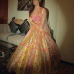Amyra Dastur Instagram - Rangeela ✨ . . . Wearing @lizpaulofficial Styled by @thenanditakohli Assisted by @_bavleensethi 📸 @portraitshelter Raipur City (Chhattisgarh)