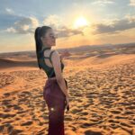 Ananya Rao Instagram - The view was 10/10 😎 #view #dubai #desert #desertsafari #happy #newyear #beautiful #love Dubai, United Arab Emirates