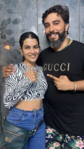 Ananya Rao Instagram - @_ananyasrao_ Your a good kind hearted soul my dear little sister from another mother ❤️
Rock on 👍 Make use of this wonderful opportunity and play well! Don't be nervous!
Guys VOTE for this multitalented & kindhearted girl ❤️🙏 Give her a chance to continue next week in BIGGBOSS 7 ❤️
Go to HOTSTAR APP.. VOTE FOR HER TODAY!
All the best dearest ❤️

#biggboss #biggboss7 #vijaytv #vijaytelevision #allthebest #godblessyou #rockon #reelitfeelit #reelsinstagram