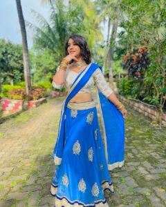 Anara Gupta Instagram - धड़कनों को कुछ तो काबू में रख ऐ दिल… अभी तो पलकें झुकाई है मुस्कुराना अभी बाकी है……❤️🧿

#aa #anara #anaragupta 

#ootd #photography #photo #photooftheday #picoftheday #instagood #insta #instagram #instadaily #instalike