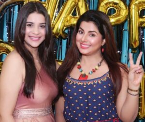 Anara Gupta Instagram - “ Happy Birthday @smritysinha_official 🥳Another adventure filled year awaits you. Welcome it by celebrating your birthday with pomp and splendor. Wishing you a very happy and fun-filled birthday … ❤️🧿

#aa #anara #anaragupta #smritysinha #birthday #blessings 

#ootd #picoftheday #photography #photo #photooftheday #instagood #instagram #instadaily #instalike #insta