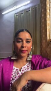 Anara Gupta Instagram - Anara gupta vlogs presents :

आवा सुरूज देव ( अनार के छठ )

Singer : Mamta Raut 
Feat : Anara Gupta , Vinay bihari, mamta raut, soumya sargam 
Lyrics:vinay bihari 
Music:rohit swaraj 
Video director :Prasun yadav 
Editor: krishna 
Music on Anara Gupta vlogs 

#aa #anara #anaragupta #anaraguptavlogs