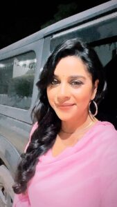 Anara Gupta Instagram - Suna …. ☺️👻

#aa #anaragupta #anara #anaraguptareels 

#ootd #photography #picoftheday #photooftheday #photo #instagram #instagood #instadaily #instalike #instamood #instalove #love
