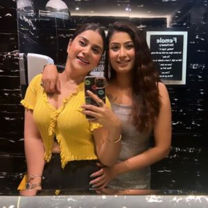 Anara Gupta Instagram - When I think about some of my favorite memories, you’re always a part of them. Cheers to more fun times together. Best wishes on your birthday my love @neetikajaiswal_official 🥳❤️🧿
Mahadev ji Teri saari wishes puri karein jo bhi tu chahti hai 🥰 Mahadev ji ki kripa hamesha tere pe bani rehe 😇

#neetikajaiswal #birthday #aa #anara #anaragupta #blessings