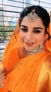 Anara Gupta Instagram - #thorwaaebalamji @arvindakelakallu ek number ganna hai ji 

#aa #anara #anaragupta #arvindakelakallu #reelsvideo #reelsinstagram #reelsvideo #reelitfeelit #reelsindia #reelkarofeelkaro