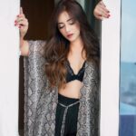 Angela Krislinzki Instagram - Makeup & Hair :- @jm_makeupandhair_official Photography:-JM Media 📸 Retouch:- @gfxjaani FIVE Jumeirah Village