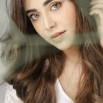 Angela Krislinzki Instagram -