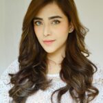Angela Krislinzki Instagram - Peace💫