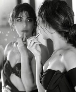 Angela Krislinzki Instagram - #challengeaccepted 
Women supporting women. Women helping women. Lifting each other up! What a community we are here! Im
humbled, honored and grateful to be part of it!
#blackandwhitechallenge

Thank you to ALL THE WOMEN who
have tagged me!
