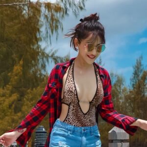 Angela Krislinzki Instagram - What’s on my bucket list? Everywhere. ✨