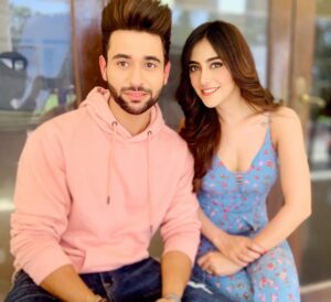 Angela Krislinzki Instagram - Have you ever lost someone you love, im sure you will love this next song by @madhav_mahajan 🔜💕