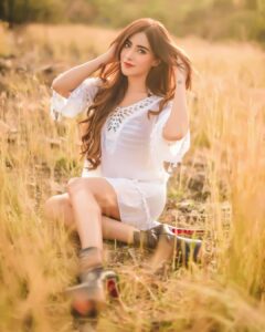 Angela Krislinzki Instagram - 🌼sunshine mixed with a little hurricane 🌼
•
•
•shot by @jvfilms_ 💕💕💕
•
*#angelakrislinzki