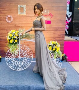 Angela Krislinzki Instagram - Fun day at #graziabeautyfestival @graziaindia ❤️ thanks @swavocollection @bridalgownsbyswavo for making me look like a princess. Join me at the #GraziaBeautyFestival in the #BoldAndBeautiful challenge! Contest runs upto March 13! 
#BoldAndBeautiful

#GraziaXTikTok #ContestAlert @TikTok @TikTokIndia @GraziaIndia @highstreetphoenix #grazia