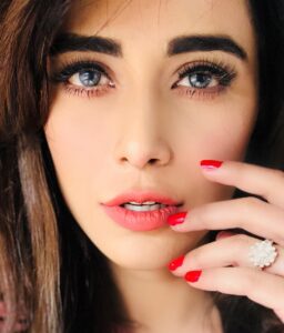 Angela Krislinzki Instagram - Living a FAIRY tale 🦄