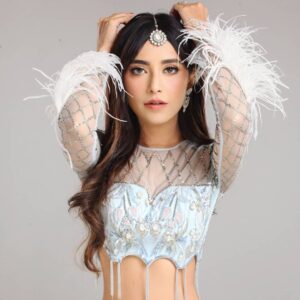 Angela Krislinzki Instagram - Life is a fairy tale 🦄
📷 @faizialiphotography 👗@riwaaya.official