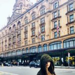 Angela Krislinzki Instagram - when ur designer coat turns out to be pubg games ghille suit 😂😂😂💰💰💰🙈🙈🙈 #ghilliesuit #pubg Harrod's London