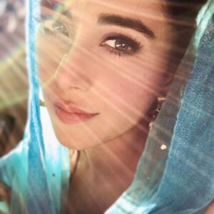 Angela Krislinzki Instagram - Not just sun kissed... this is SUN AFFAIR 💕