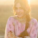 Angela Krislinzki Instagram - 🍁