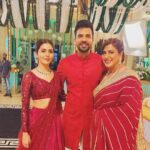 Anisha Hinduja Instagram - The colour of the festive season is #red #❤️ #célébration #festive #festivewear #bonding #happiness #smiles #joy #stayhappy Happy Dhanteras to all of you ❤️🥰