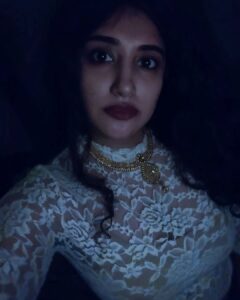 Anjana Jayaprakash Instagram - ''Who in the world am I?' Ah, that's the great puzzle!!" - Alice in Wonderland.