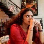 Anjana Jayaprakash Instagram – The journey of ‘Pachuvum AlbuthaVilakkum’ began years back in November 2019 when casting director @gayathrismitha sent me across two PDFs,one of them for a character called Dhwani.. Hamsadhwani.
I recorded the scenes(quite enjoyed it,too) ,sent it across to her,later heard that the director was interested in meeting me.
Me and @akhilsathyan met at the Amethyst , Chennai where we chatted quite jovially and talked a bit about the movie (very little!)
I also learnt that the Pachu in the scenes was going to be portrayed by Fahadh Faasil.

One look test,a global pandemic, multiple Covid lockdowns,scheduling issues, date clashes , sooo many uncertainties later ,the schedule finally resumed in 2022.

That long and unpredictable journey came to an end when our film released two weeks back on 28th April.

I realised somewhere along the way that characters do have their own destiny as to who will potray them and how.
I guess Hamsadhwani & me were interwined by some invisible thread (that one audition clip 😛 and some universe magic ✨) 

I’m grateful to @akhilsathyan & @gayathrismitha for introducing me to Pachu’s beautiful world 😍
Also thank you to the entire production team,the direction team @aharon.mathai @rajivrajendaran_1 @cosky_posky @theerthamythry rakhesh rajan
& @utharamenonstyling @sharan_velayudhan @vineeth_actor @radhakrishnan.anil ,Neethu ,Saji Chetan and of course to Fafa for helping me out with everything,the big and the small 🤗

Thank you to the audience for all the Hamsa love 😁

Do watch our heartfelt little Malayalam film 
‘ Pachuvum AlbuthaVilakkum (Pachu and the Magic Lamp)’ in theatres nearby,both in India and abroad ❤️