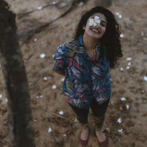 Anjana Jayaprakash Instagram - Romanticising life so that I can survive living it.

Shot by @dreamsbyhrishikeshns