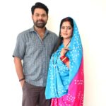 Anjana Singh Instagram - सादगी व्यक्ति के व्यक्तित्व को और भी आकर्षक बनाती है।" after singh sahab the rising reunited with beautiful actress @anjana_singh_ जी in @singhkpradeep999 ‘s production number 12