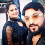 Anjana Singh Instagram - भोजपुरी सिनेमा जगत की बेहतरीन अभिनेत्री अंजना सिंह जी को जन्मदिन की अनंत शुभकामनाएं आप यूं ही हंसती रहे मुस्कुराती रहे और प्रगति के पथ पर नित्य नए कीर्तिमान स्थापित करती रहे। #happybirthday @anjana_singh_ 🎂🌺