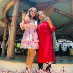 Anjana Singh Instagram - Happiest birthday Didi 🎂🎁 Love you bahot sara ❤️💕 @archana2681singh
