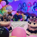 Anjana Singh Instagram - आप सभी को दिल से धन्यवाद मेरी बिटिया रानी @aditi13k15 के जन्मदिवस पर इतनी सारी बधाई और आशीर्वाद देने के लिए । जन्मदिन को इतना खास बनाने के लिए❤️🤗🙏🏻🙏🏻 अपना प्यार और आशीर्वाद बनाये रखें🙏🏻🙏🏻 हर हर महादेव🙏🏻
