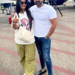 Anjana Singh Instagram - Raipur ❤️ #show #bilaspur With Power Star 🌟 @singhpawan999 Ji Raipur International Airport