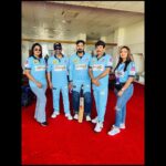 Anjana Singh Instagram - With Bhojpuri Dabbangs 🐯 @dineshlalyadav Ji @manojtiwari.mp Ji @adityaojhaofficial @neelamgiri_ #ccl2023 #cclvibes