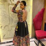 Anjana Singh Instagram - DHANBAD ❤️ Dandiya Night Outfit: @vidyamourya096 Makeup 💄: @makeup_prasad Hair: @deepmalakesarwani2017 Event by: @deepak_futurewiz Thank you @dainikjagrannews Dhanbad- The Black Diamond City