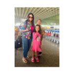 Anjana Singh Instagram - ❤️💙💜Happy Holi 💛💚🧡 #withmeriduniya🌍❤️ #maa🥰❤️ #beti ❤️🥰 #🧿🧿🧿