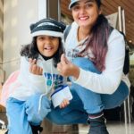 Anjana Singh Instagram - #goodmorning #travel #twinning #likedaughterlikemother #❤️❤️❤️