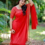 Anna Rajan Instagram - The ultimate cure RED. Click @3leaf_photography Costume @shawli_aluva #red #love #risen #sucess #fighting